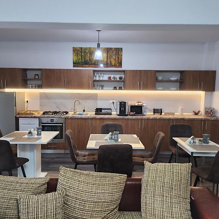 Armina'S Residence 2 Dumbravita  Ngoại thất bức ảnh