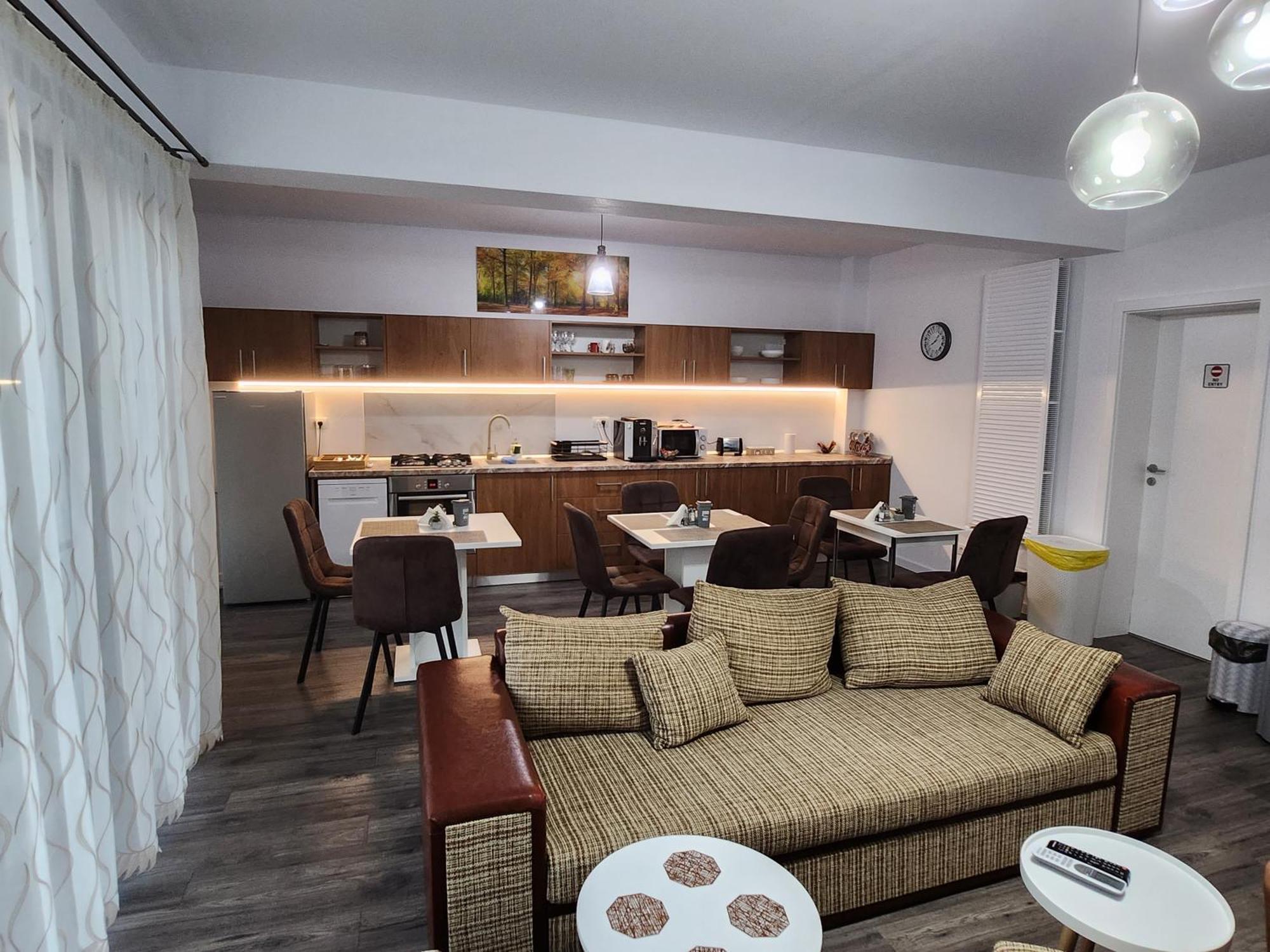 Armina'S Residence 2 Dumbravita  Ngoại thất bức ảnh